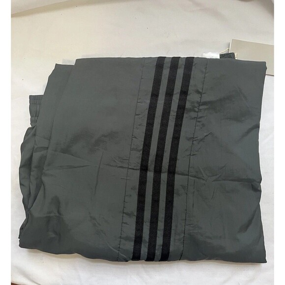 Adidas TIRO 24 Gray Mens Athletic Track Pants Lightweight Woven Size Medium - Picture 3 of 5
